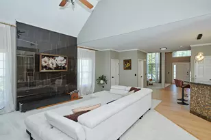 26300 W Chatham Dr, Plainfield, IL 60585 - Photo 5