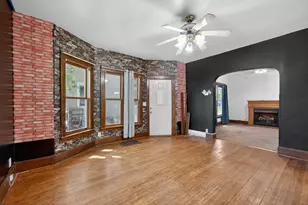 536 N 7th St, Dekalb, IL 60115 - Photo 5