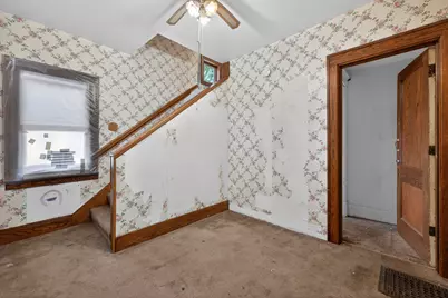 536 N 7th Street, Dekalb, IL 60115 - Photo 13