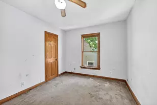 536 N 7th St, Dekalb, IL 60115 - Photo 21