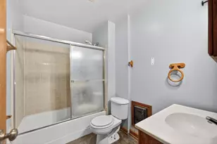 536 N 7th St, Dekalb, IL 60115 - Photo 25
