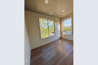 9100 Kenton Avenue, Skokie, IL 60076 - Photo 59