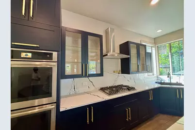 9100 Kenton Avenue, Skokie, IL 60076 - Photo 19