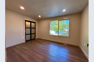 9100 Kenton Avenue, Skokie, IL 60076 - Photo 27