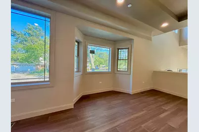 9100 Kenton Avenue, Skokie, IL 60076 - Photo 15