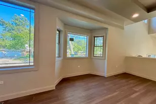 9100 Kenton Ave, Skokie, IL 60076 - Photo 15