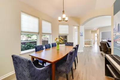 1701 Astor Avenue, Oakbrook Terrace, IL 60181 - Photo 7