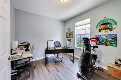 1701 Astor Avenue, Oakbrook Terrace, IL 60181 - Photo 5