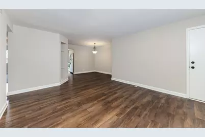 1736 S Washington Street #G33, Naperville, IL 60565 - Photo 7
