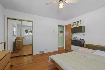 7555 N Neva Avenue, Niles, IL 60714 - Photo 7