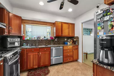 7555 N Neva Avenue, Niles, IL 60714 - Photo 13