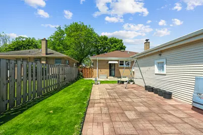 7555 N Neva Avenue, Niles, IL 60714 - Photo 27