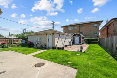 7555 N Neva Avenue, Niles, IL 60714 - Photo 25