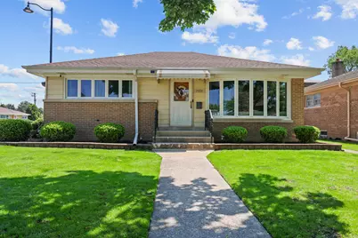 7555 N Neva Avenue, Niles, IL 60714 - Photo 1