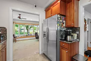 7555 N Neva Ave, Niles, IL 60714 - Photo 15
