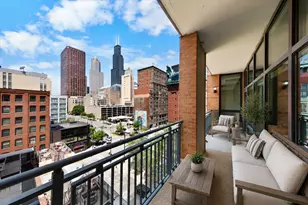520 S State St, Chicago, IL 60605 - Photo 9