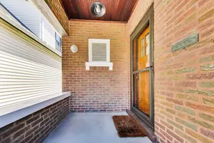 934 Circle Ave, Forest Park, IL 60130 - Photo 3