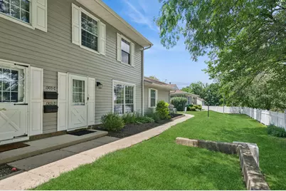 1303 Woodcutter Lane #C, Wheaton, IL 60189 - Photo 1