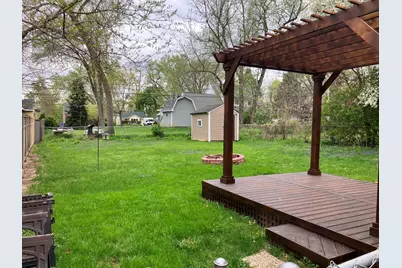 [Address not provided], McCullom Lake, IL 60050 - Photo 11