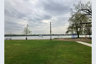 [Address not provided], McCullom Lake, IL 60050 - Photo 15