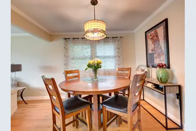 9809 S Albany Avenue, Evergreen Park, IL 60805 - Photo 7