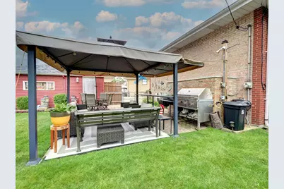 9809 S Albany Avenue, Evergreen Park, IL 60805 - Photo 27