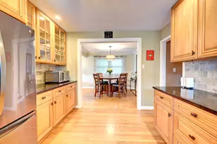 9809 S Albany Ave, Evergreen Park, IL 60805 - Photo 9