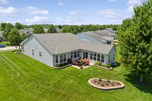 2787 Beacon Point Cir, Elgin, IL 60124 - Photo 29