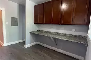 7307 S Bennett Ave, Chicago, IL 60649 - Photo 9