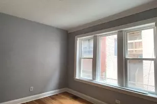 7307 S Bennett Ave, Chicago, IL 60649 - Photo 3