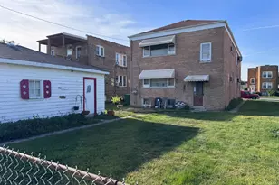 10315 Chaucer St, Westchester, IL 60154 - Photo 21