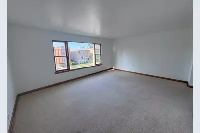 10315 Chaucer Street #2, Westchester, IL 60154 - Photo 3