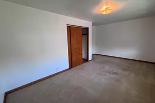 10315 Chaucer St, Westchester, IL 60154 - Photo 17