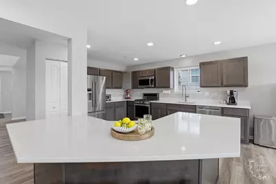 27329 W Deer Hollow Lane, Channahon, IL 60410 - Photo 9