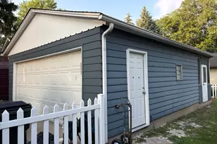 6S381 4th St, Eola, IL 60519 - Photo 29