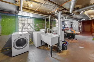 5233 W Cullom Ave, Chicago, IL 60641 - Photo 17