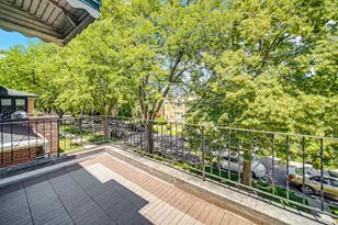 5233 W Cullom Ave, Chicago, IL 60641 - Photo 7