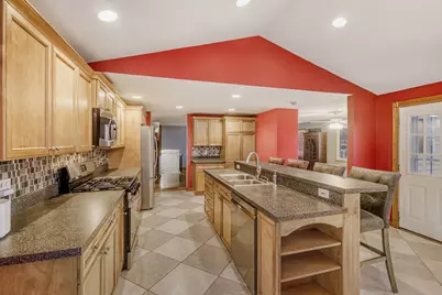 1413 Weyers Court, Schaumburg, IL 60193 - Photo 9