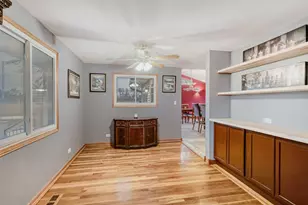 1413 Weyers Ct, Schaumburg, IL 60193 - Photo 7