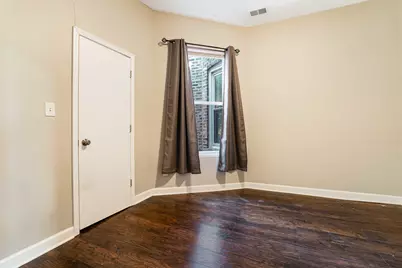 6438 S Eberhart Avenue #2, Chicago, IL 60637 - Photo 9