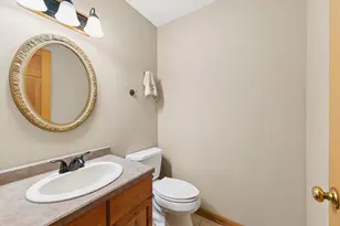 6N115 Riverside Dr, Saint Charles, IL 60174 - Photo 17