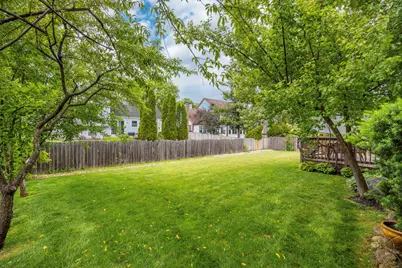 791 Thompson Boulevard, Buffalo Grove, IL 60089 - Photo 25
