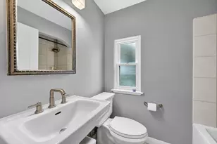 6938 Riverside Dr, Berwyn, IL 60402 - Photo 17