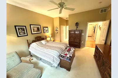 16422 Crescent Lake Court, Crest Hill, IL 60403 - Photo 13