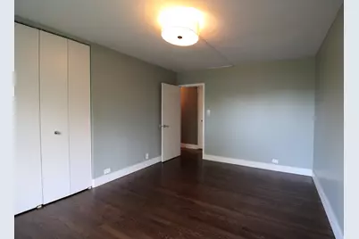 7061 N Kedzie Avenue #116, Chicago, IL 60645 - Photo 11