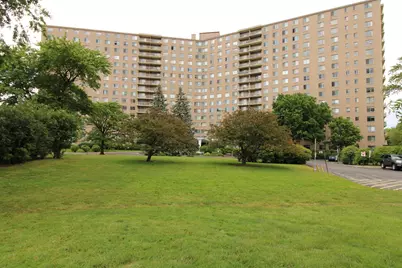 7061 N Kedzie Avenue #116, Chicago, IL 60645 - Photo 1