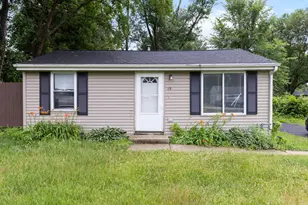 119 Superior Ave, Machesney Park, IL 61115 - Photo 1