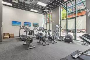 400 W Ontario St, Chicago, IL 60654 - Photo 19