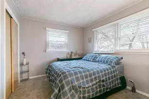 9215 S 83rd Ave, Hickory Hills, IL 60457 - Photo 7