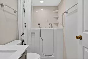 1608 E Clayton Ct, Arlington Heights, IL 60004 - Photo 23